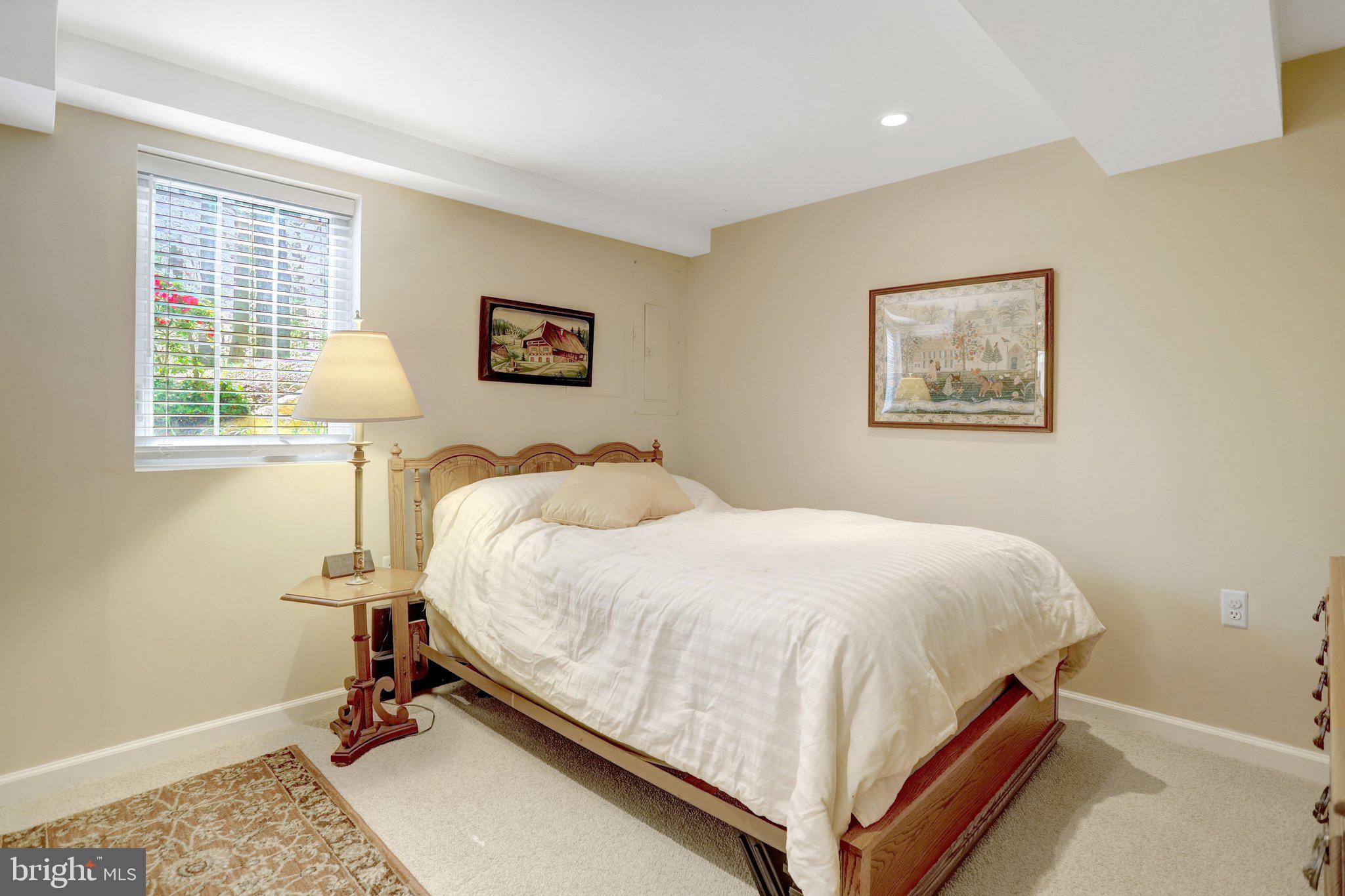 8723 Cuttermill Place Springfield, VA 22153 - Photo 41 of 53 Gallery Image 41