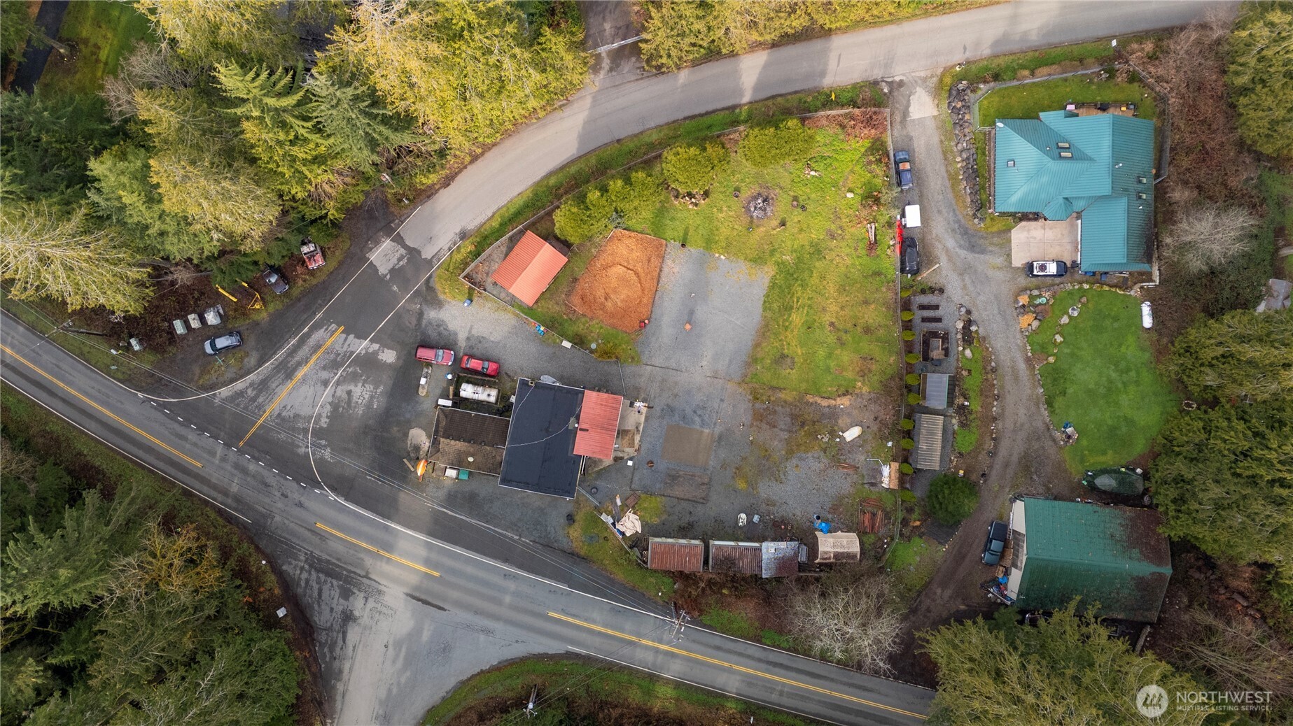 810 South Lake Roesiger Road Snohomish, WA 98290 - Photo 3 of 21 a city view