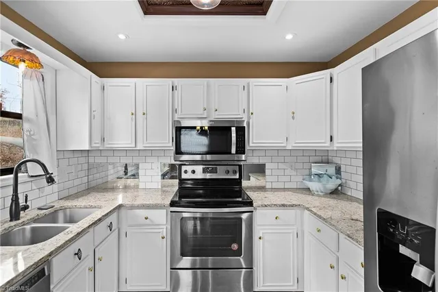 $339,000 | 1916 Chateau Ridge Drive, Winston-Salem, NC 27103