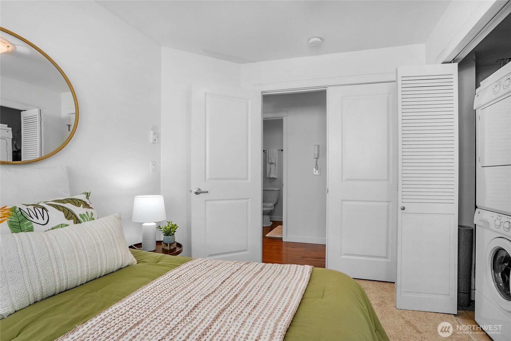 1131 North 93rd Street, Unit 3 Seattle, WA 98103 - Photo 17 of 32