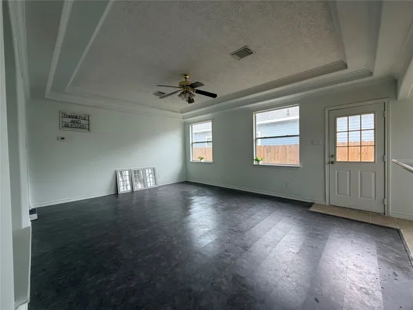$1,790 | 5355 Bolivia Boulevard, Houston, TX 77091