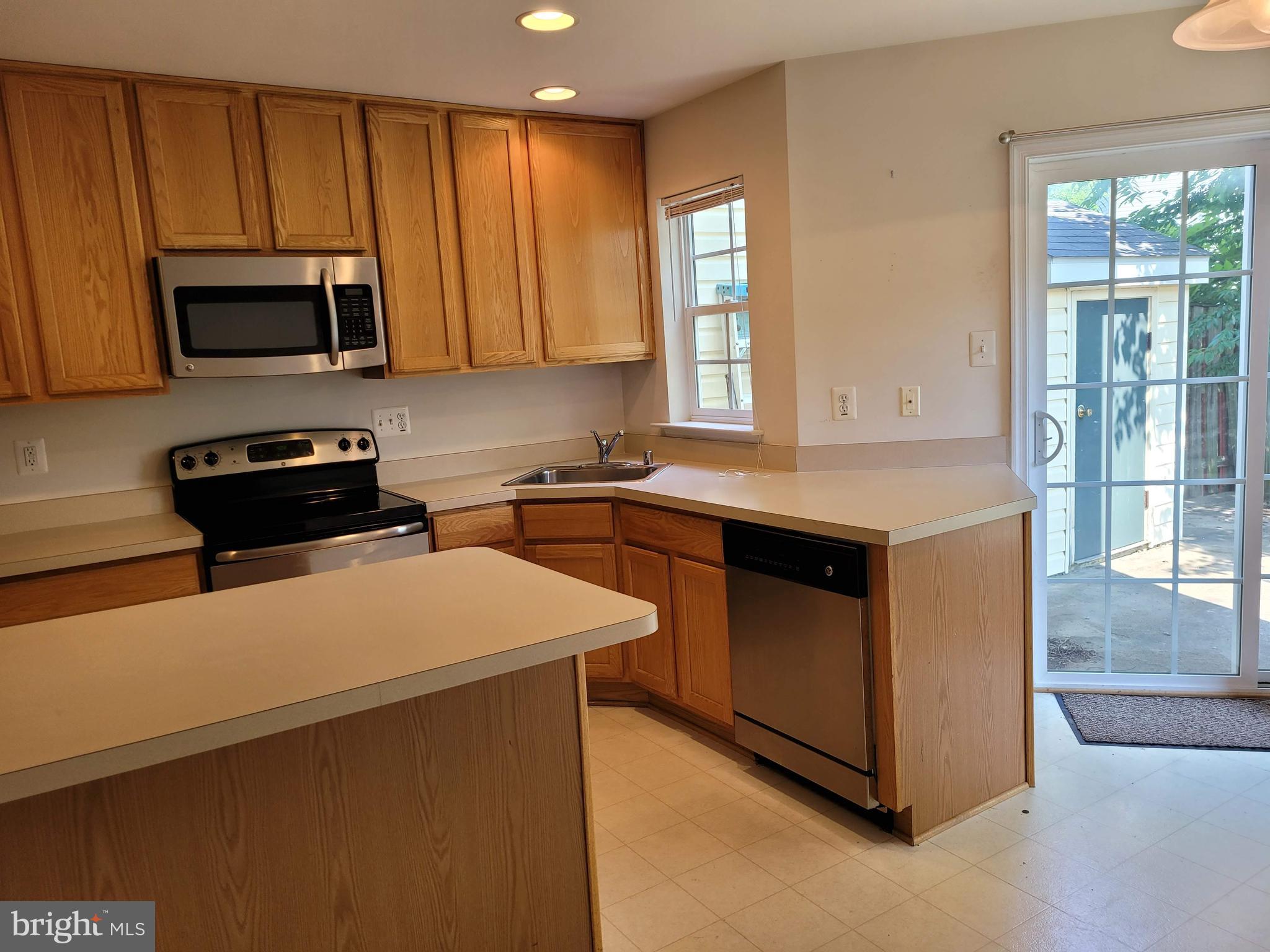 622 Tivoli Road Frederick, MD 21703 - Photo 4 of 14