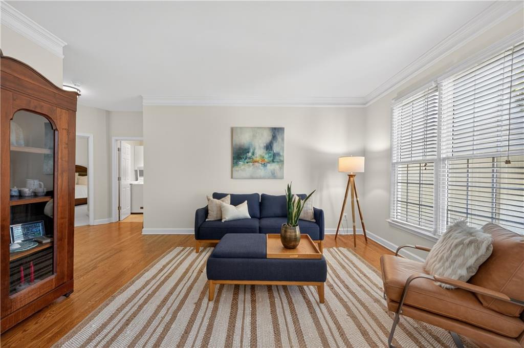 6650 River Crest Point Suwanee, GA 30024 - Photo 5 of 42