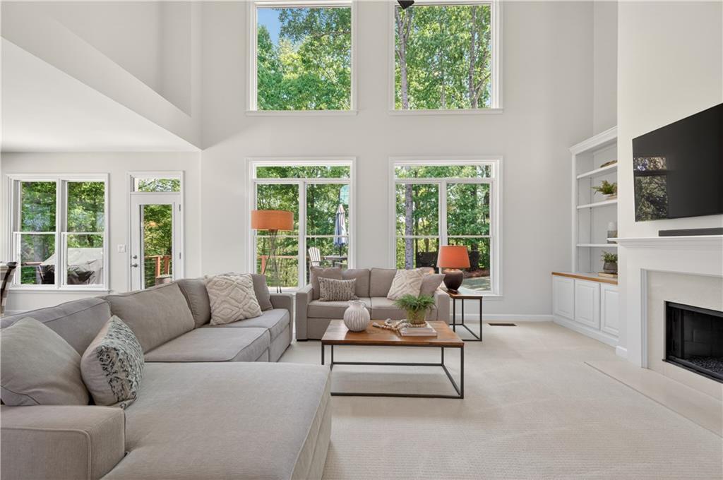 6650 River Crest Point Suwanee, GA 30024 - Photo 8 of 42