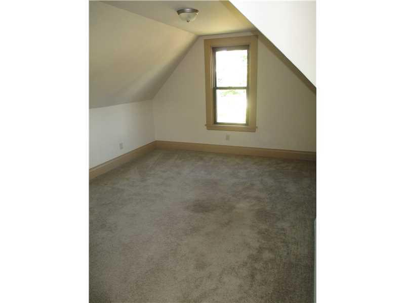 916 1st Street Verona, PA 15147 - Photo 18 of 22 Bedroom. Large third floor bedroom