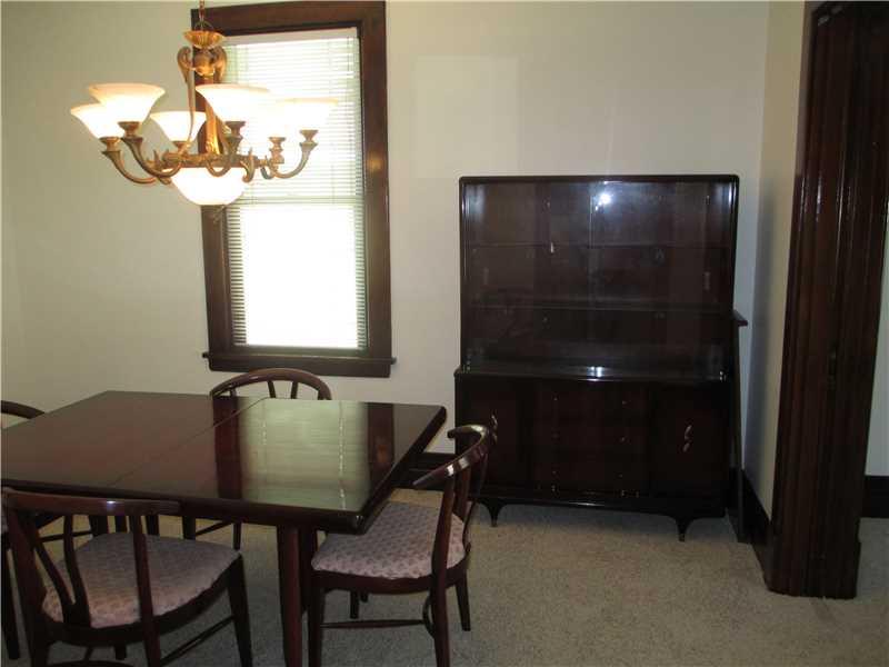 916 1st Street Verona, PA 15147 - Photo 5 of 22 Dining Room.