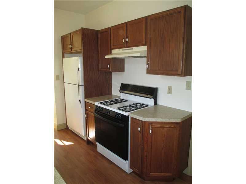 916 1st Street Verona, PA 15147 - Photo 8 of 22 Kitchen.