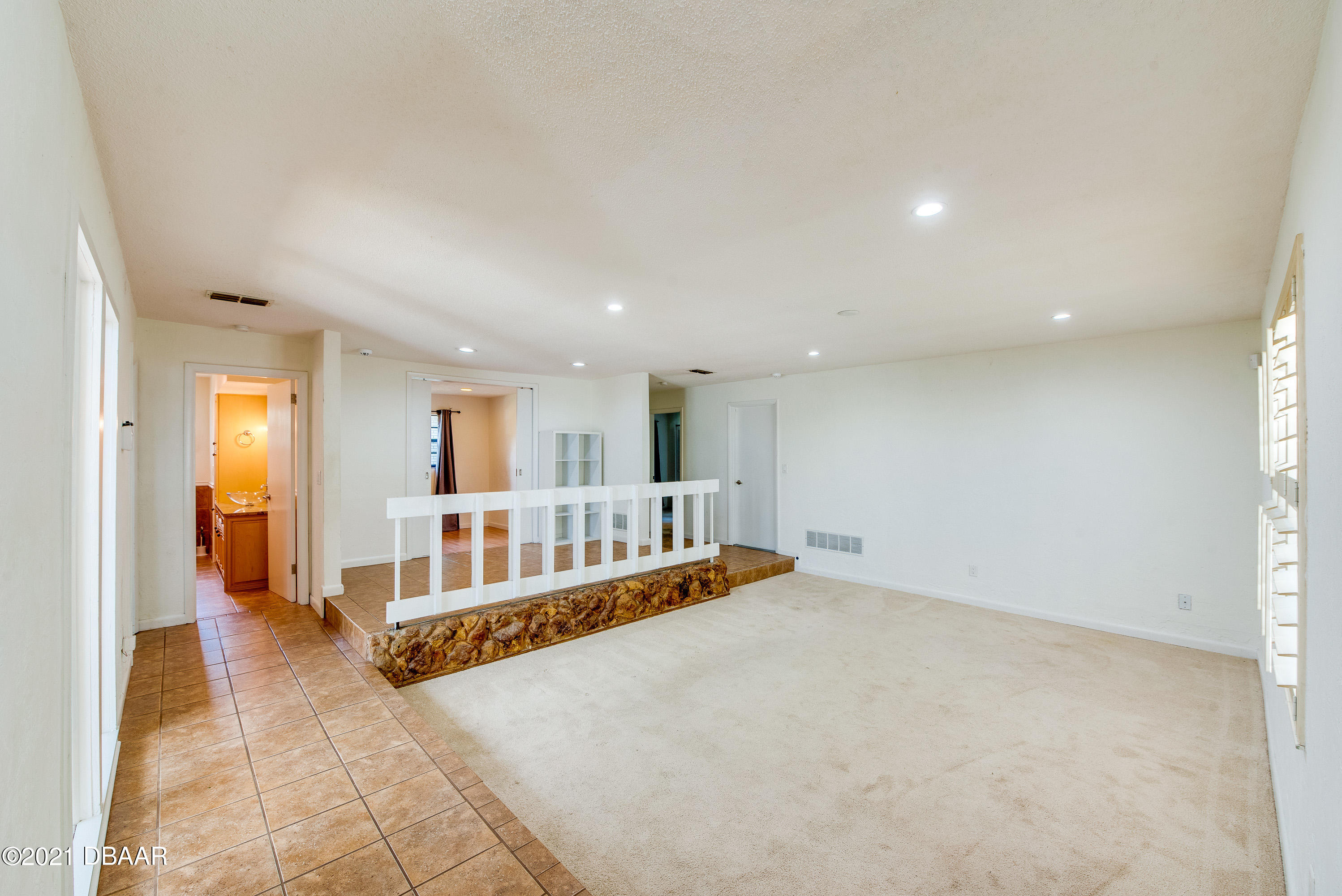 81 Alberta Avenue Ponce Inlet, FL 32127 - Photo 11 of 32 Living Room