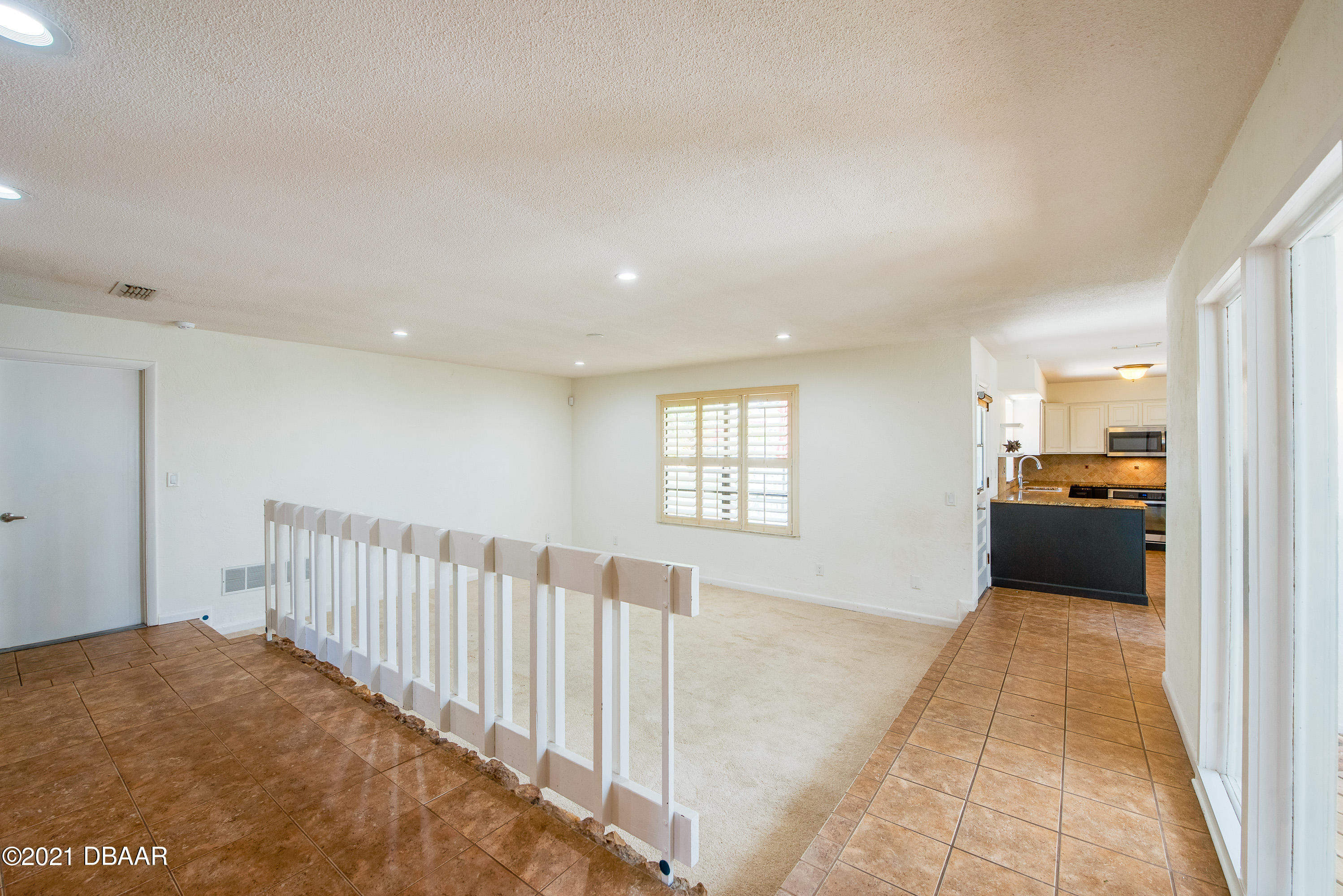 81 Alberta Avenue Ponce Inlet, FL 32127 - Photo 12 of 32 Living Room