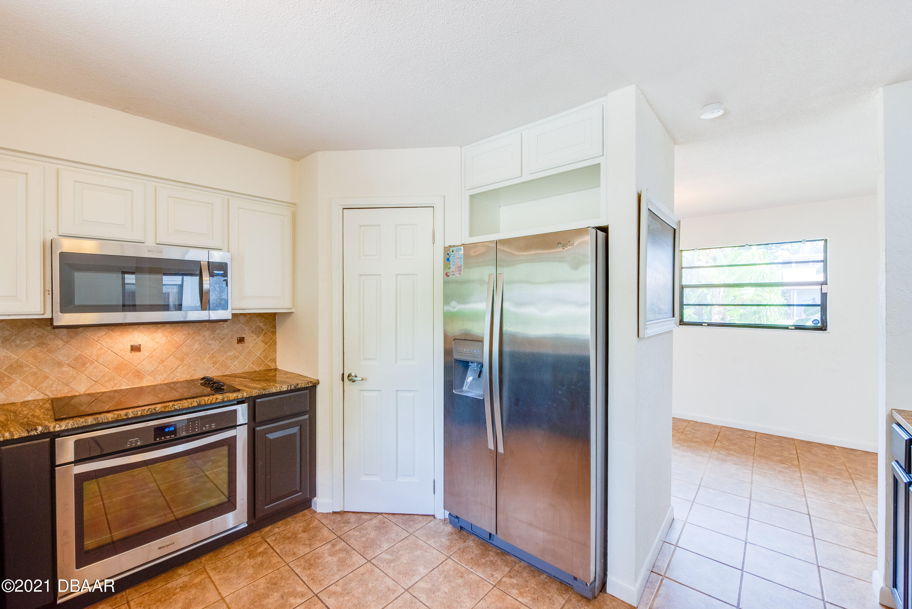 81 Alberta Avenue Ponce Inlet, FL 32127 - Photo 8 of 32 KItchen