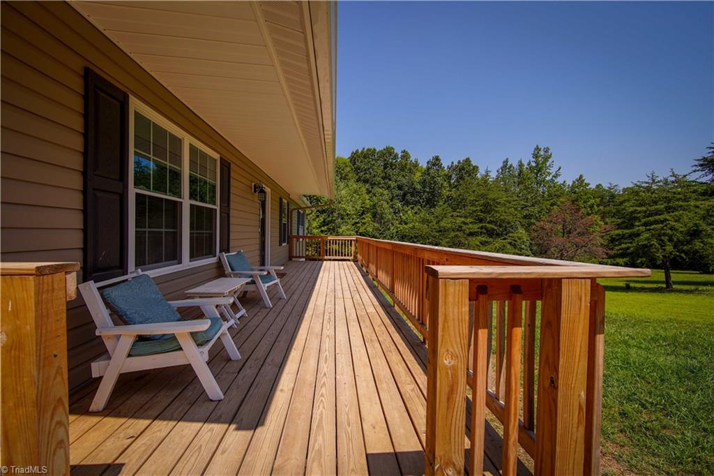 460 Stanley Road Stokesdale, NC 27357 - Photo 4 of 19 Gallery Image 4