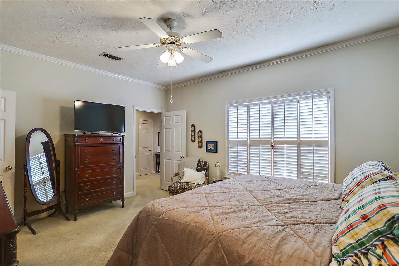 127 Springtree Drive Brandon, MS 39042 - Photo 17 of 35 Photo 18