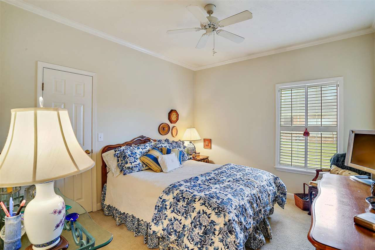 127 Springtree Drive Brandon, MS 39042 - Photo 20 of 35 Photo 21