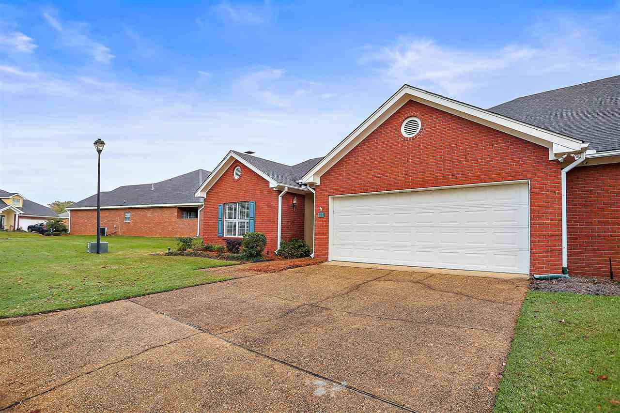 127 Springtree Drive Brandon, MS 39042 - Photo 2 of 35 Photo 2