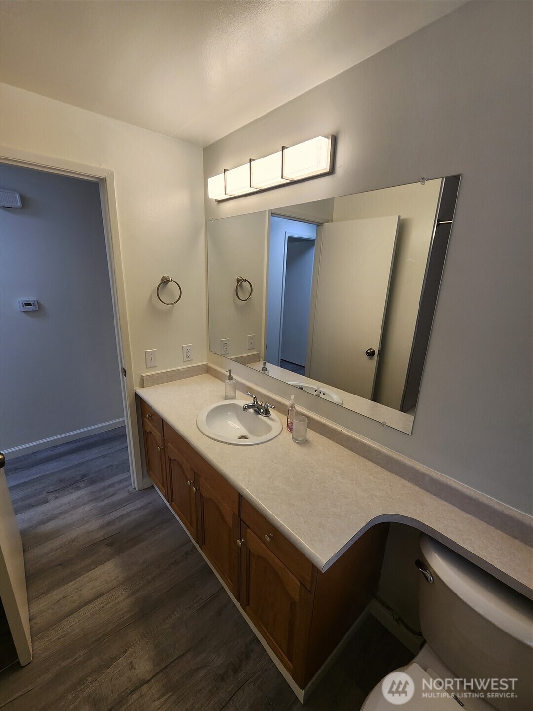 8810 Northeast 187th Street Bothell, WA 98011 - Photo 31 of 40