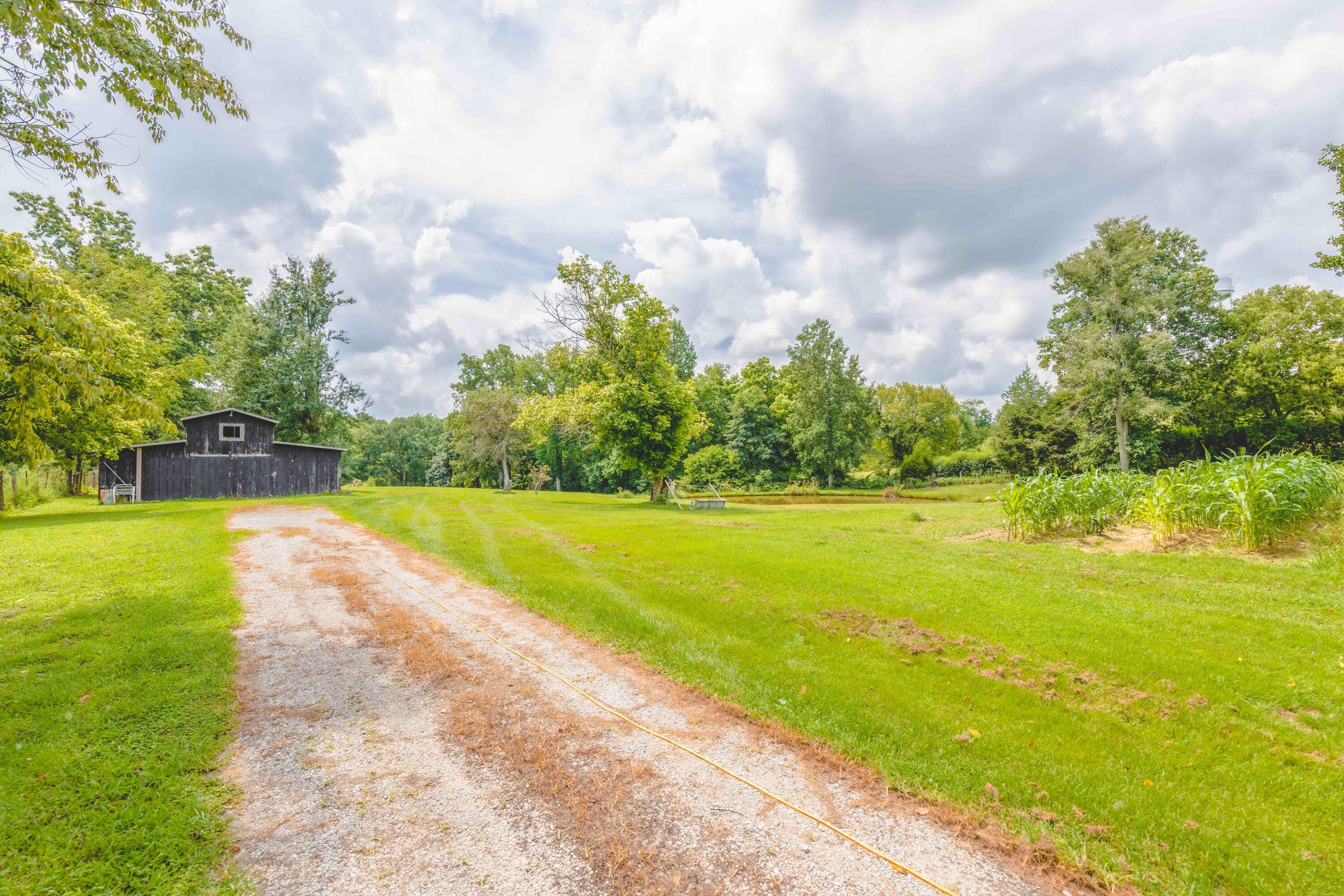 1020 College Hill Road Waco, KY 40385 - Photo 14 of 36 029
