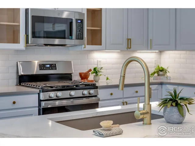 $925,000 | 2143 River W Drive, Windsor, CO 80550