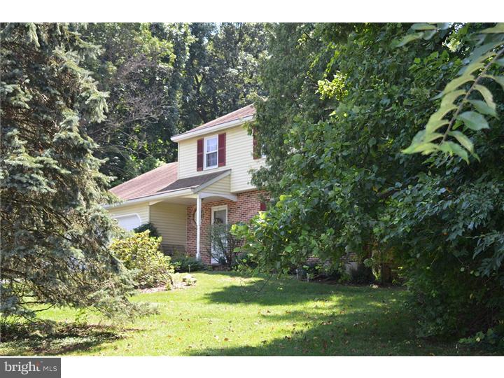 19 Rabbit Run Lane Glenmoore, PA 19343 - Photo 2 of 16 Exterior Front