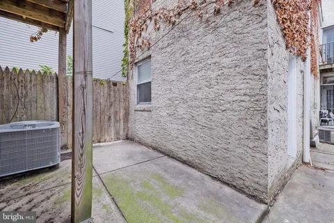 a view of outdoor space