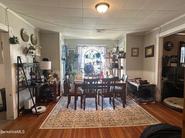 a view of living room
