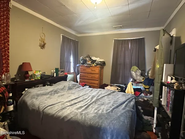 $279,900 | 84 Washington Avenue, North Adams, MA 01247