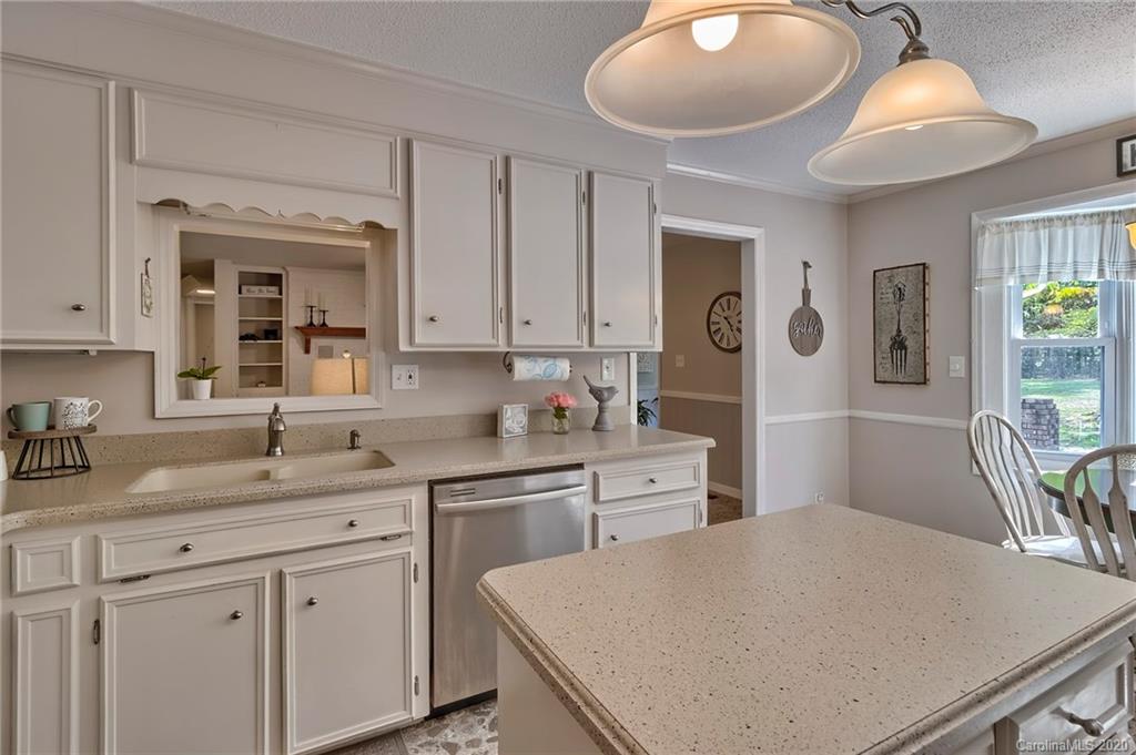 932 Baxley Pond Road Kershaw, SC 29067 - Photo 11 of 26 Gallery Image 11