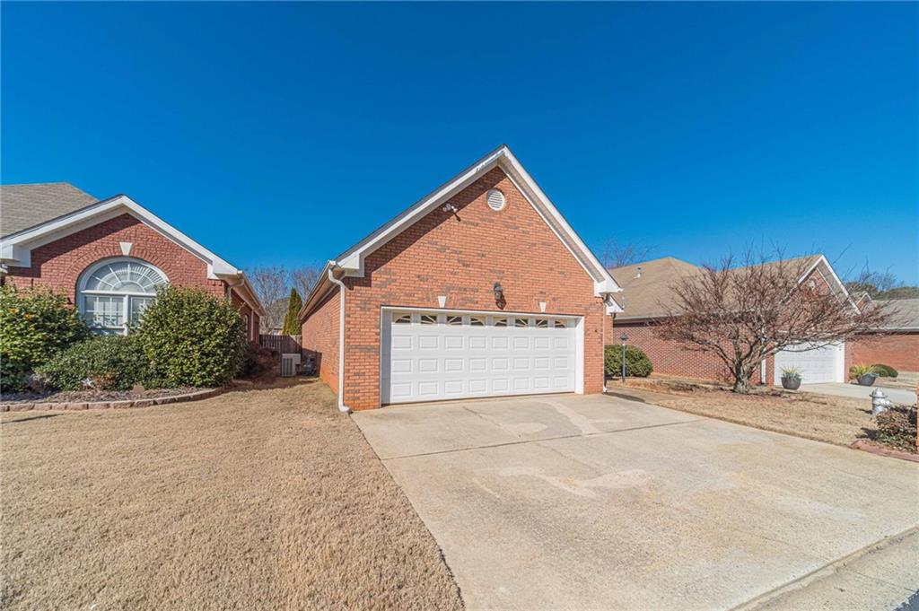 2147 Stockton Walk Way Snellville, GA 30078 - Photo 3 of 37