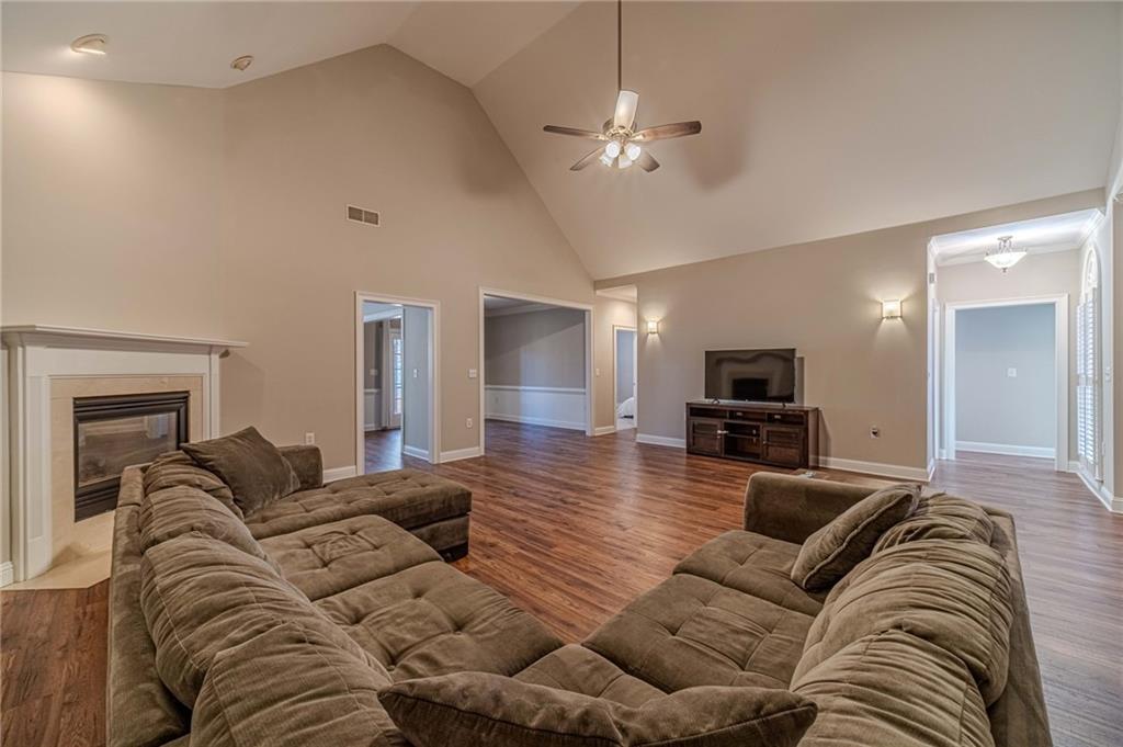 2147 Stockton Walk Way Snellville, GA 30078 - Photo 5 of 37