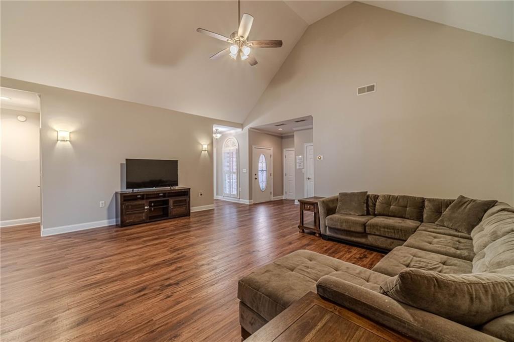 2147 Stockton Walk Way Snellville, GA 30078 - Photo 7 of 37