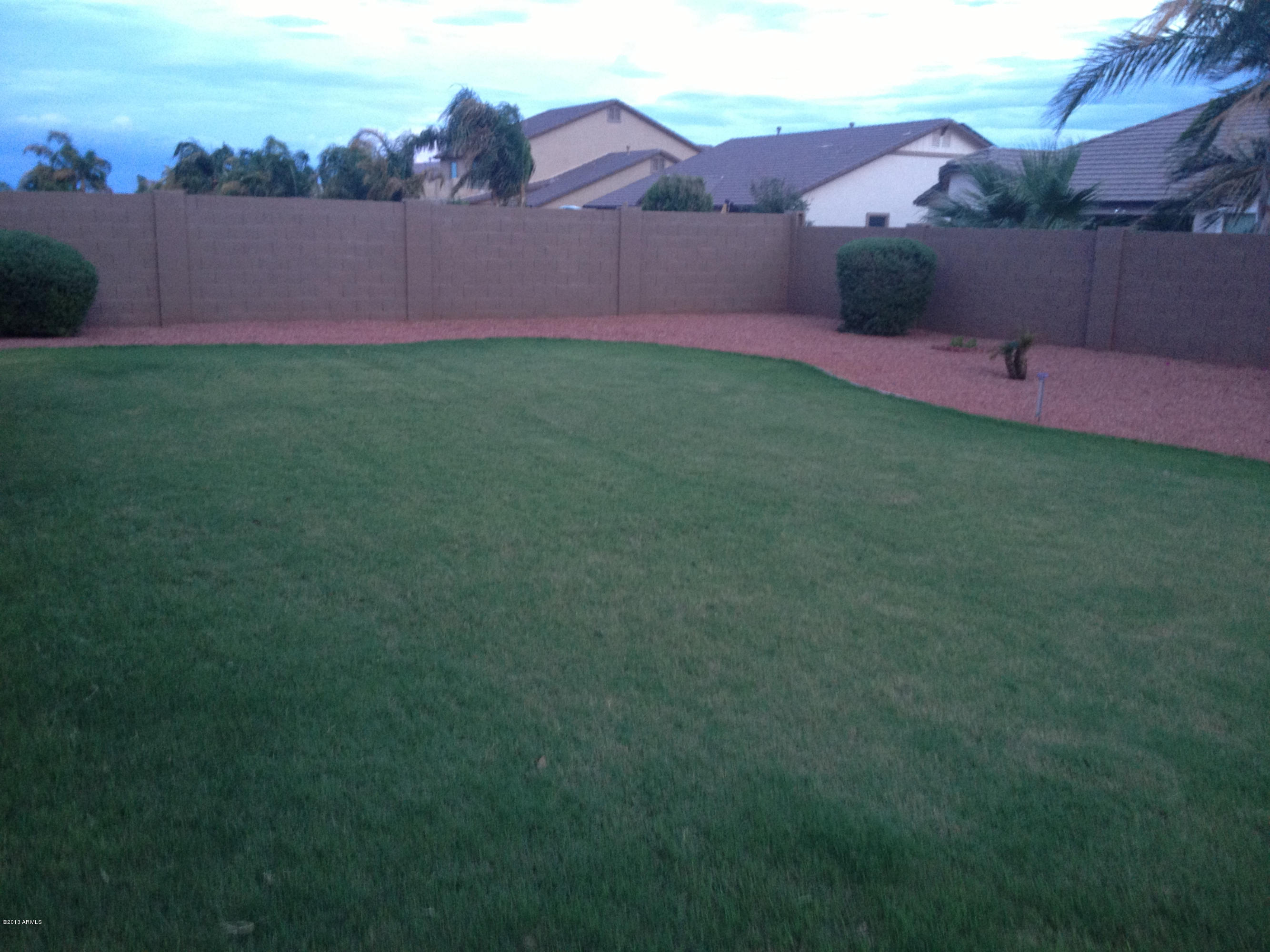 14127 West Bloomfield Road Surprise, AZ 85379 - Photo 3 of 16 2013-08-29 18
