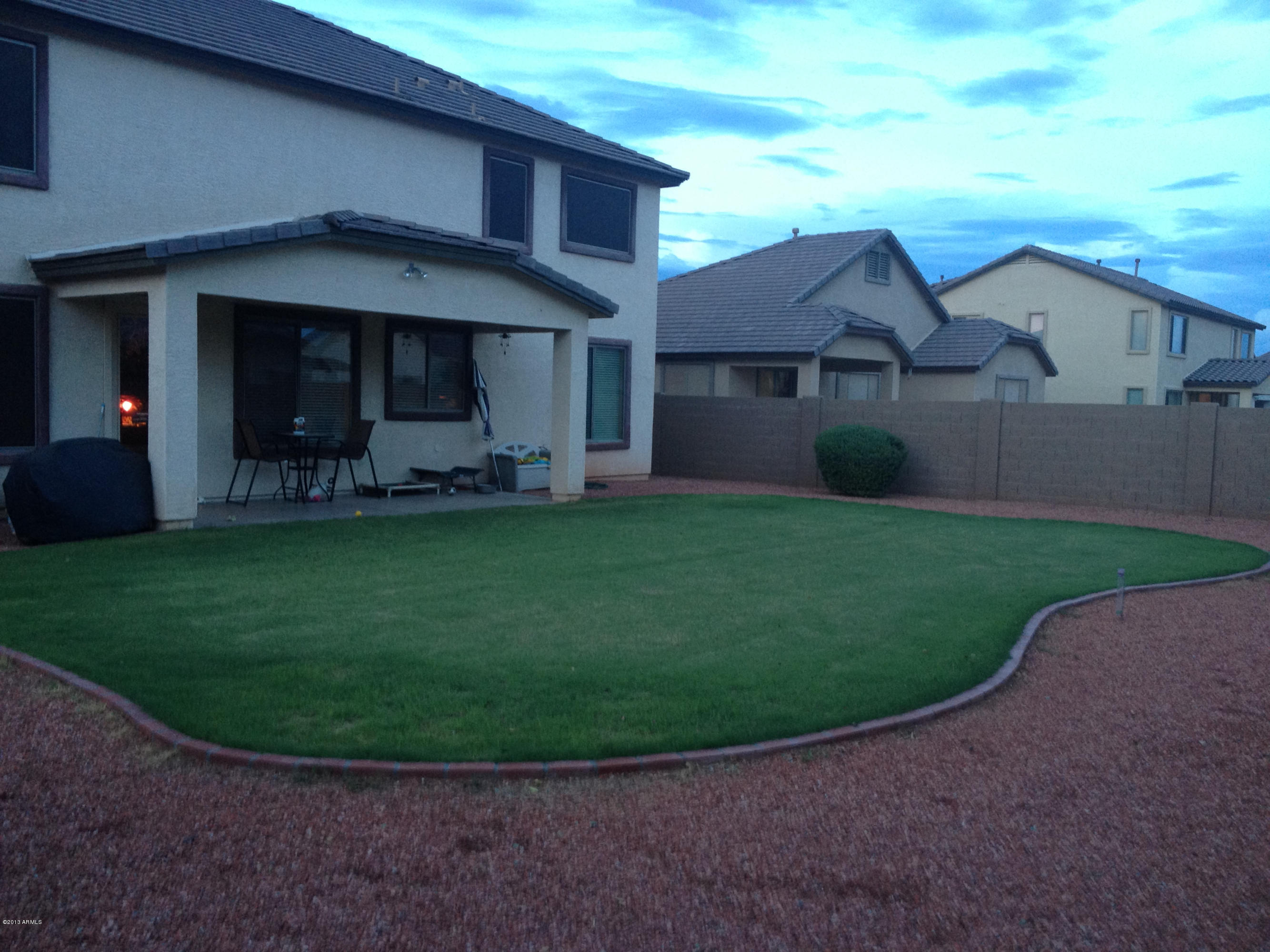 14127 West Bloomfield Road Surprise, AZ 85379 - Photo 4 of 16 2013-08-29 18