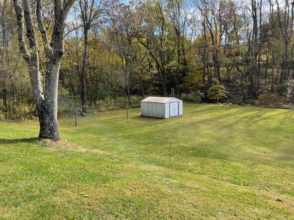 703 Diamond Road Salem, VA 24153 - Photo 5 of 16 Storage Shed