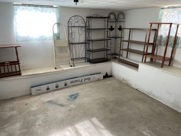 703 Diamond Road Salem, VA 24153 - Photo 8 of 16 Storage