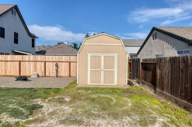 $524,950 | 208 Rector Lane, Modesto, CA 95357