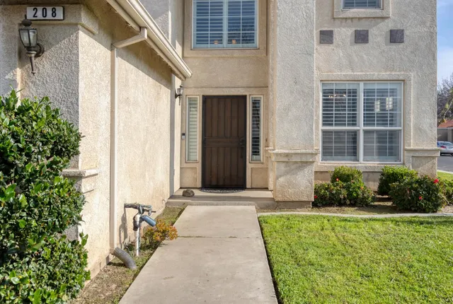 $524,950 | 208 Rector Lane, Modesto, CA 95357