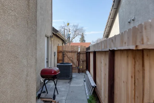 $524,950 | 208 Rector Lane, Modesto, CA 95357