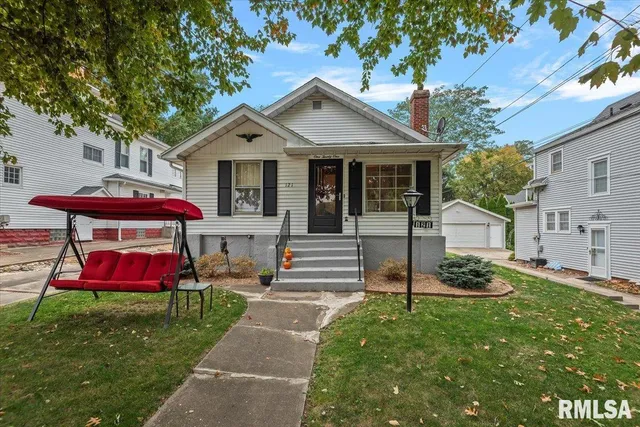$142,500 | 121 City Place, Jacksonville, IL 62650