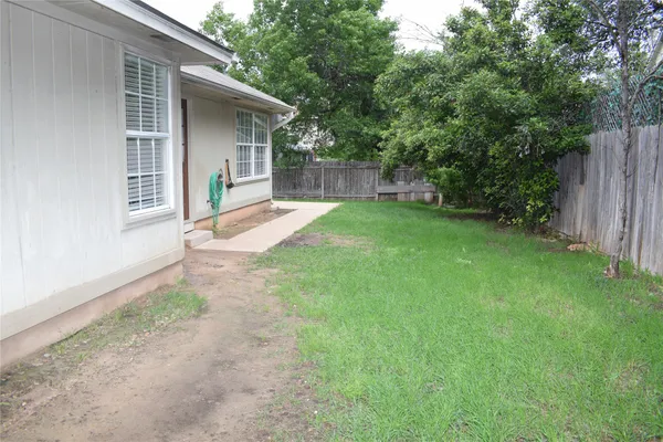 $2,600 | 3810 Newland Drive, Round Rock, TX 78681