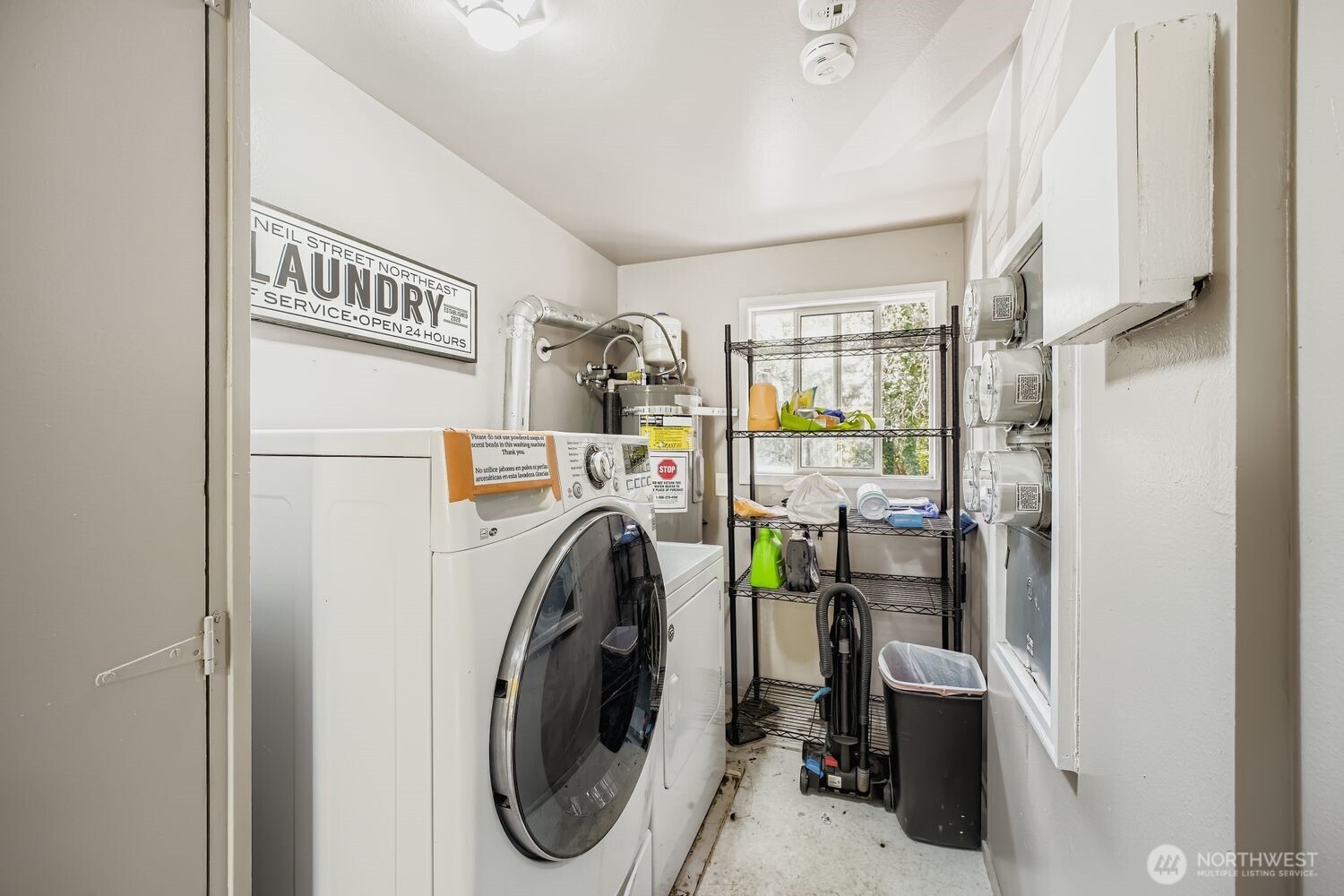 1126 Neil Street Northeast Olympia, WA 98516 - Photo 8 of 21 a utility room with dryer and washer