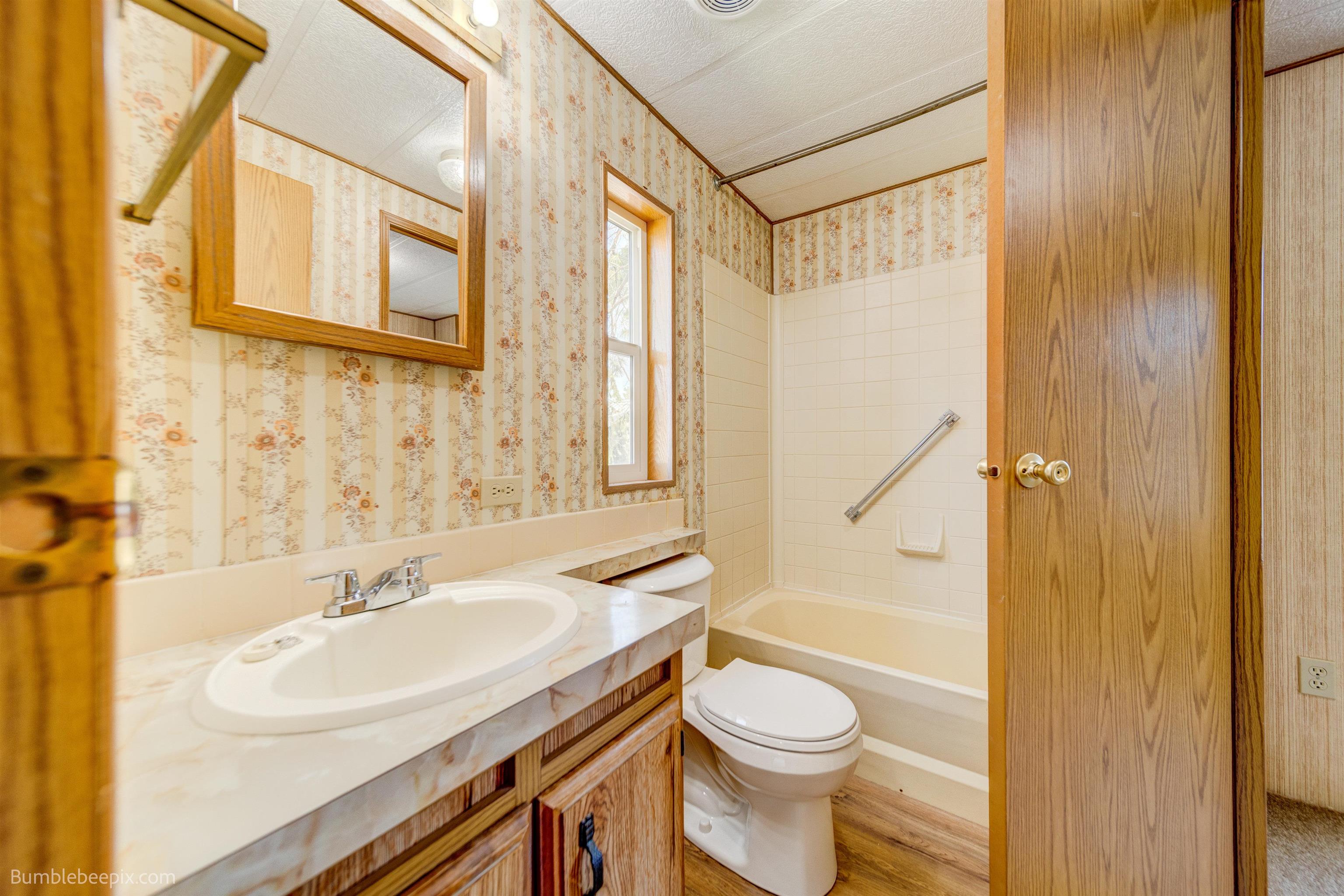 407 North Main Street Springdale, WA 99173 - Photo 15 of 22