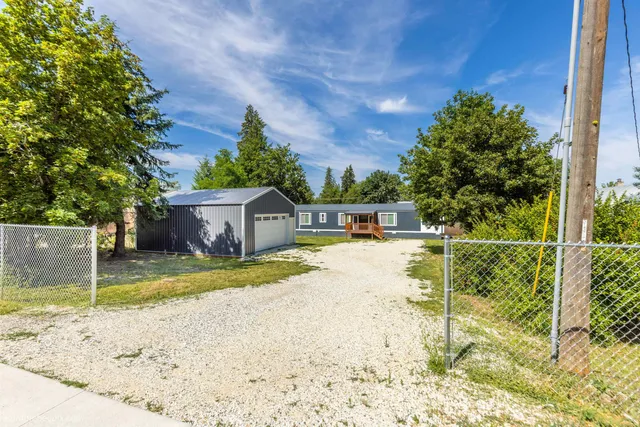 $230,000 | 407 North Main Street, Springdale, WA 99173