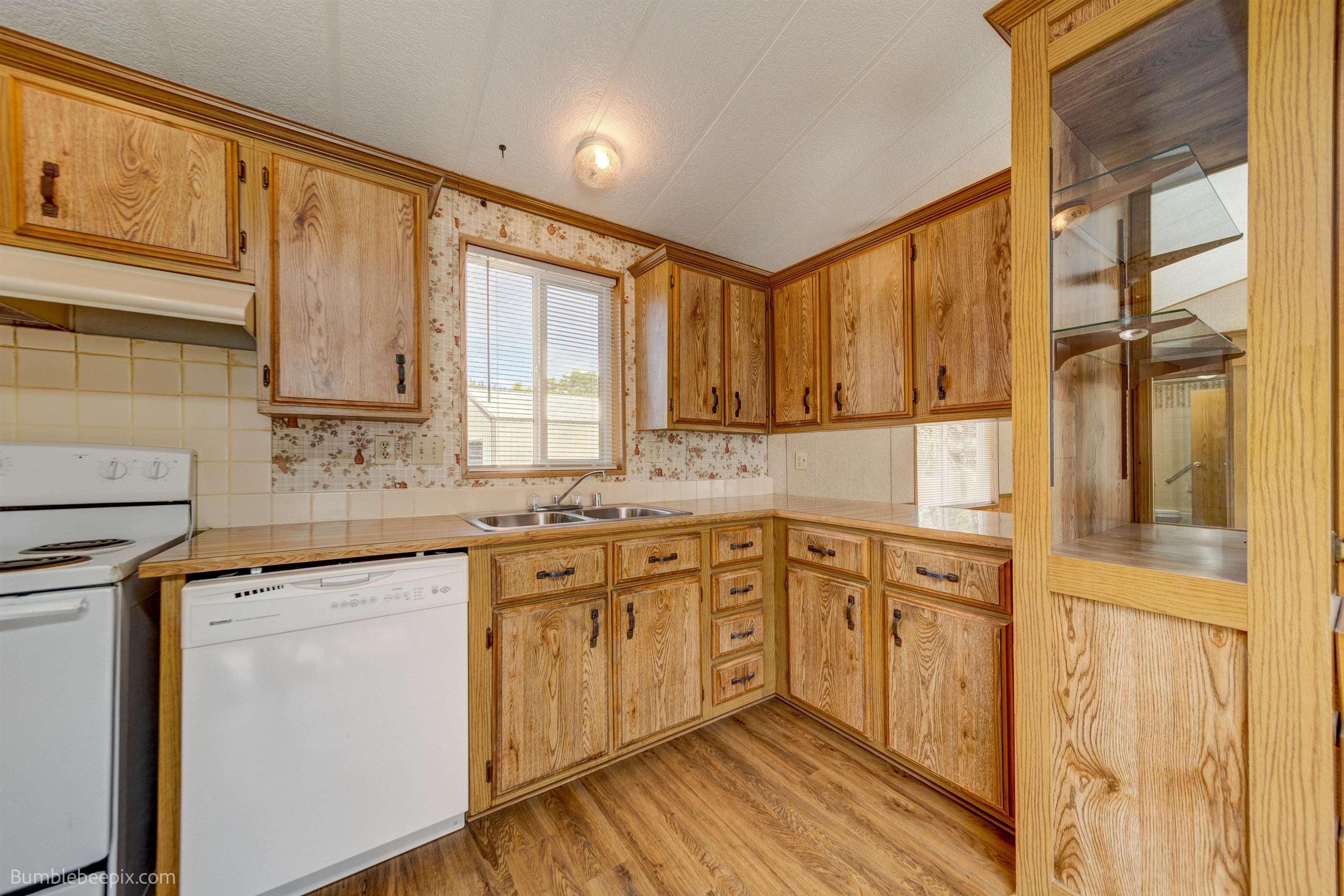 407 North Main Street Springdale, WA 99173 - Photo 4 of 22