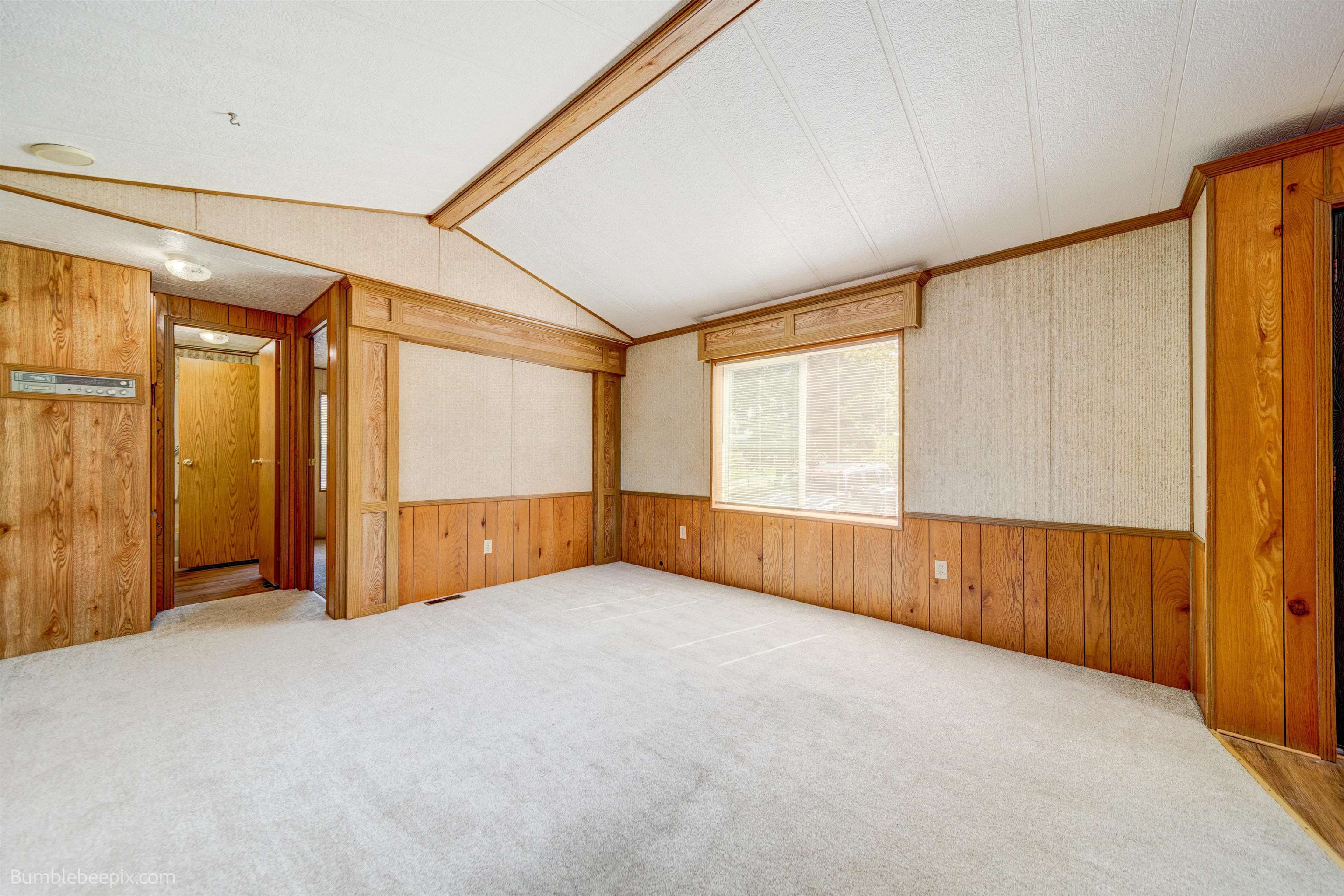 407 North Main Street Springdale, WA 99173 - Photo 8 of 22