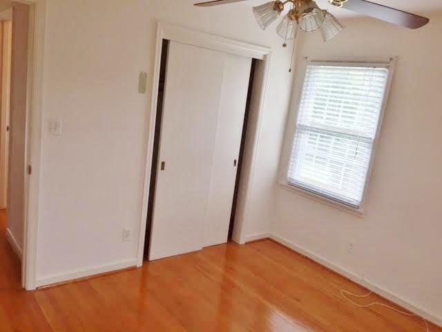 5222 Grandin Rd Extension Roanoke, VA 24018 - Photo 21 of 35 Bedroom 1
