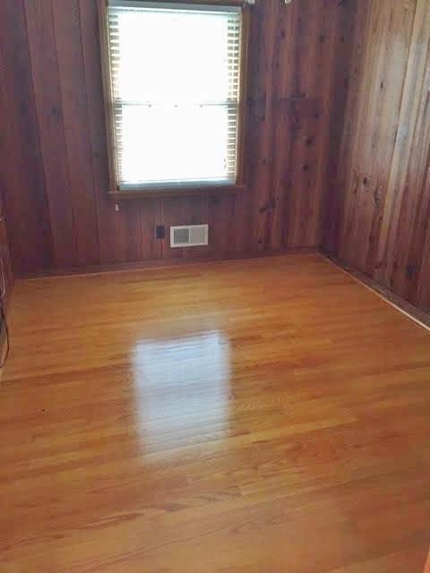 5222 Grandin Rd Extension Roanoke, VA 24018 - Photo 23 of 35 3rd Bedroom/Den