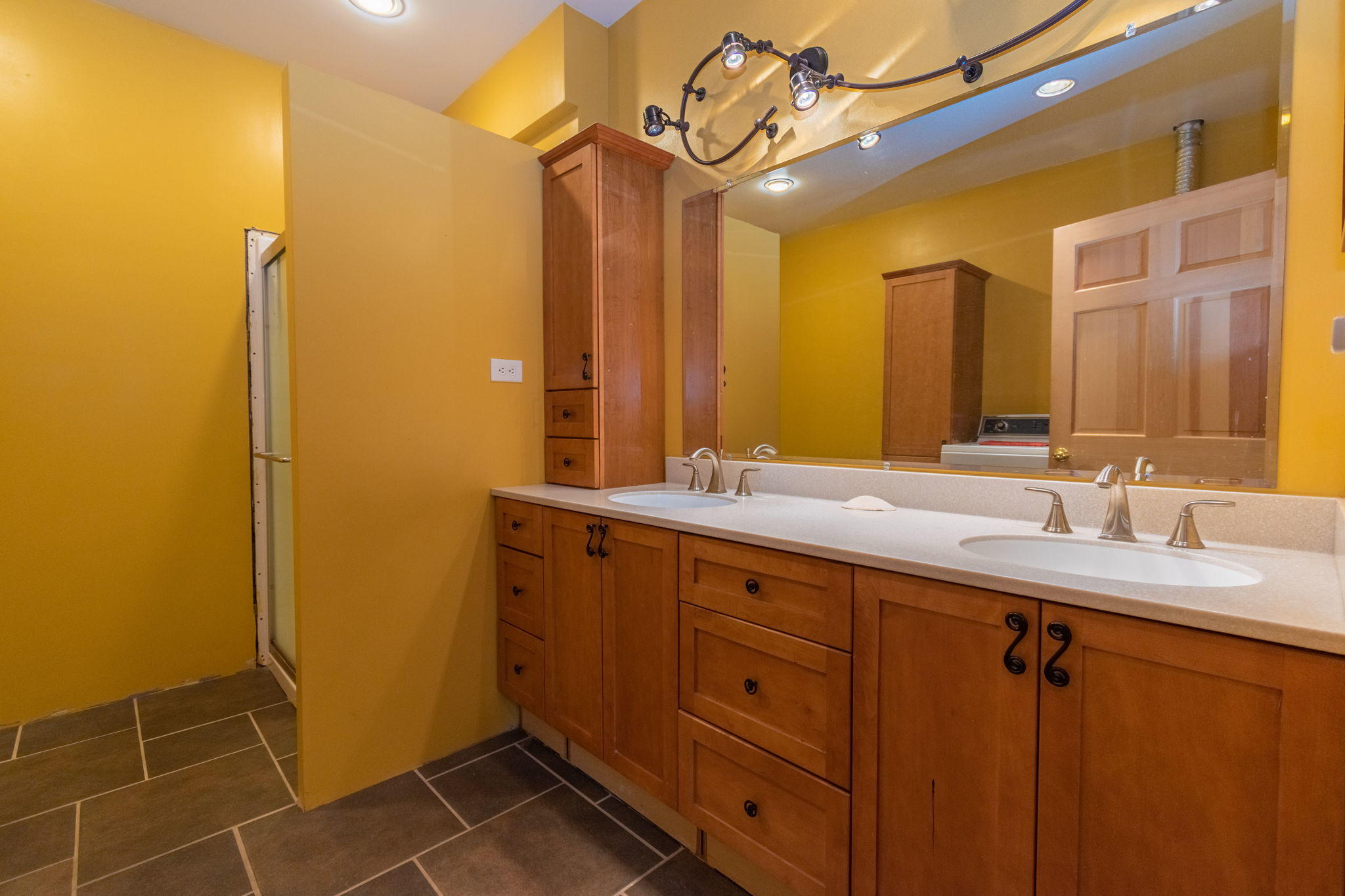 2020 Ridgeview Road Carrabassett Valley, ME 04947 - Photo 53 of 96 full bath