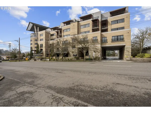 $555,000 | 777 Commercial Street Southeast, Unit 319, Salem, OR 97301