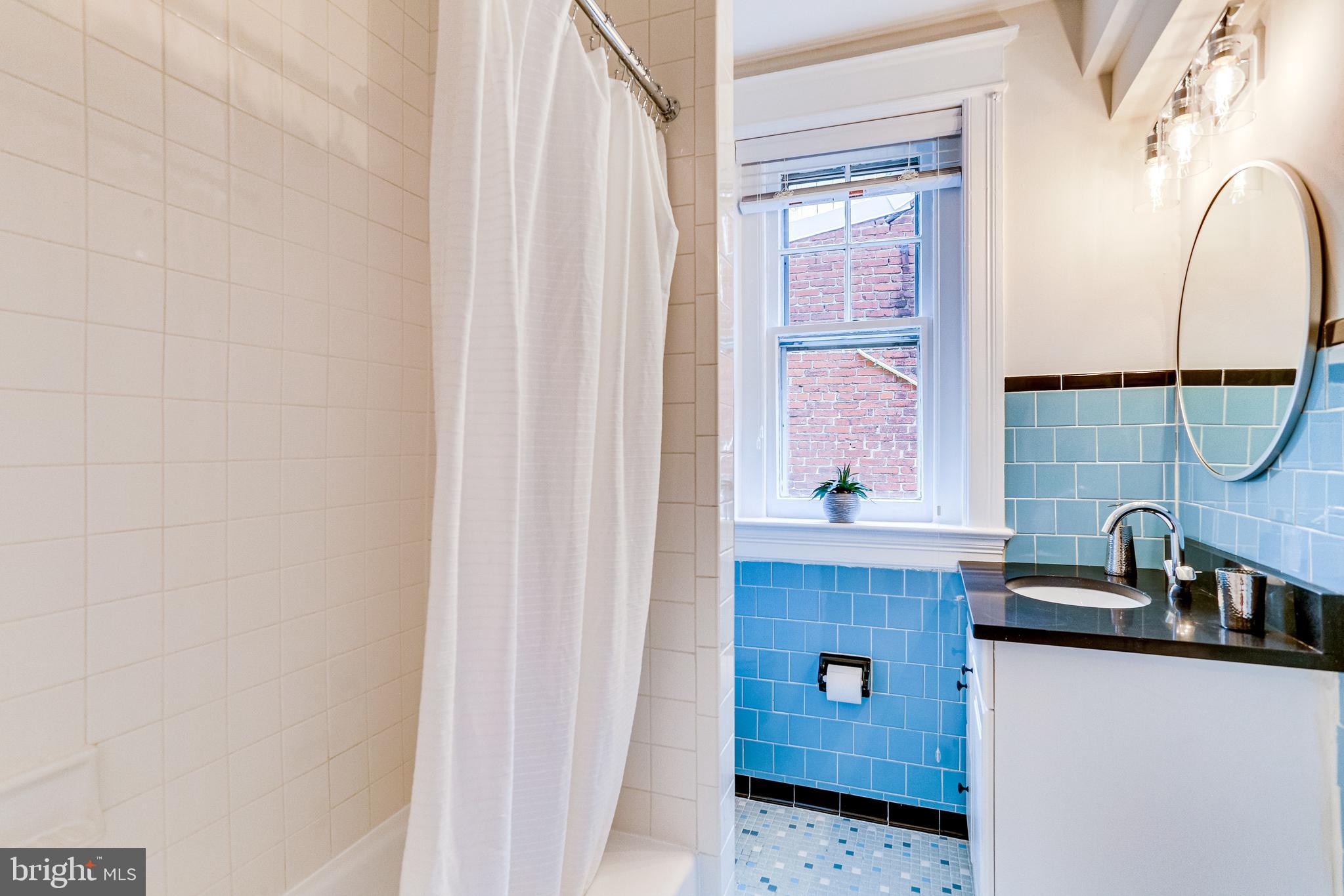 2009 Belmont Road Northwest, Unit 301 Washington, DC 20009 - Photo 15 of 27 Gallery Image 15