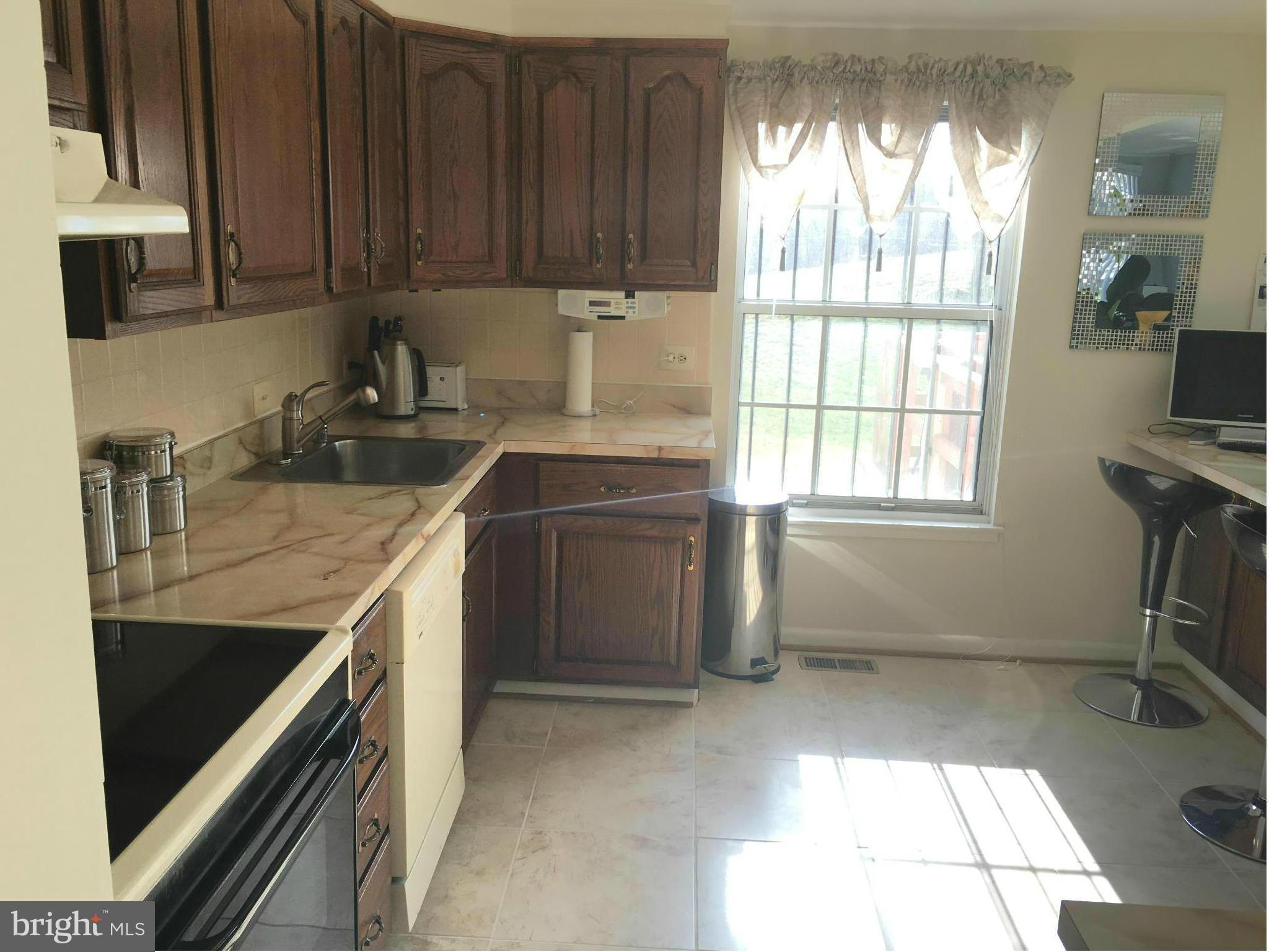 9112 Ridge Drive Fort Washington, MD 20744 - Photo 13 of 18 Kitchen