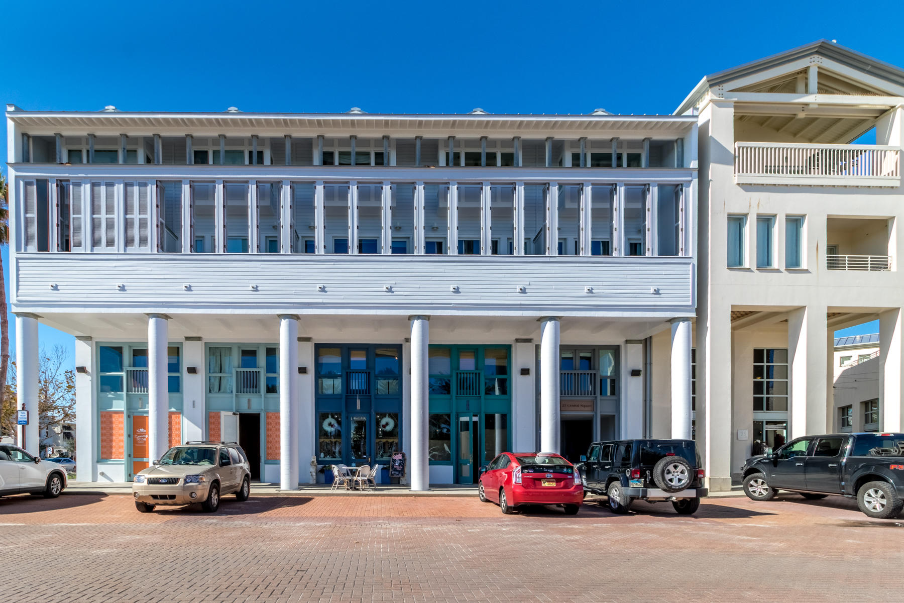 25 Central Square